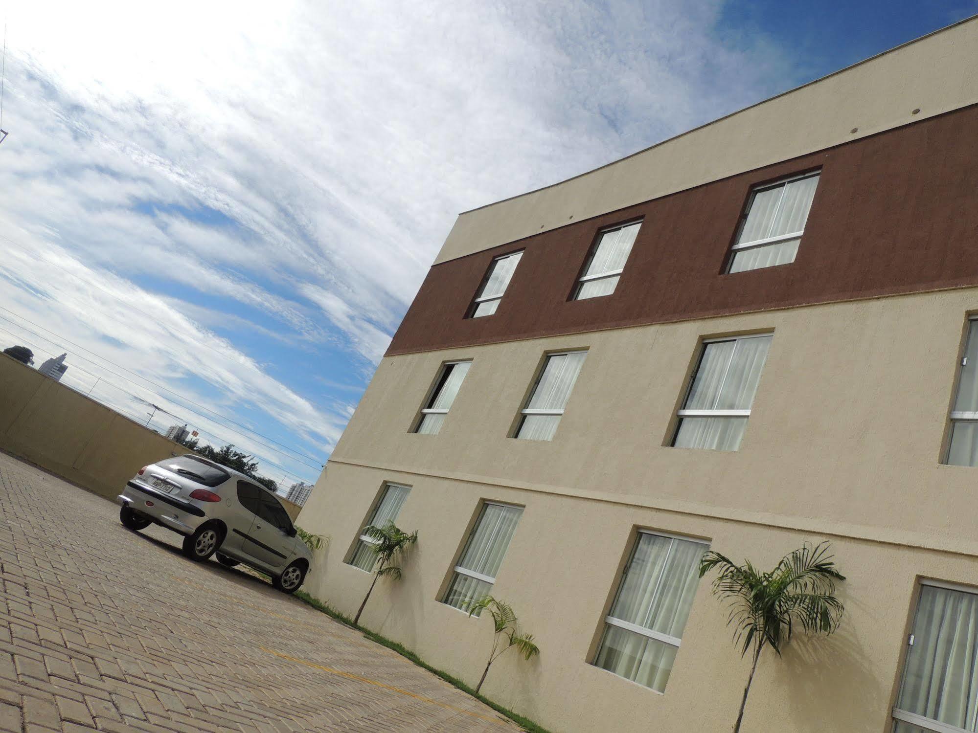 Hotel Belugi Goiânia Exterior foto